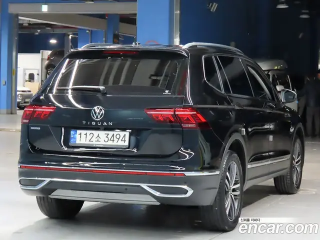 Volkswagen Tiguan 2022 2.0 автомат (гидро), миниатюра 4