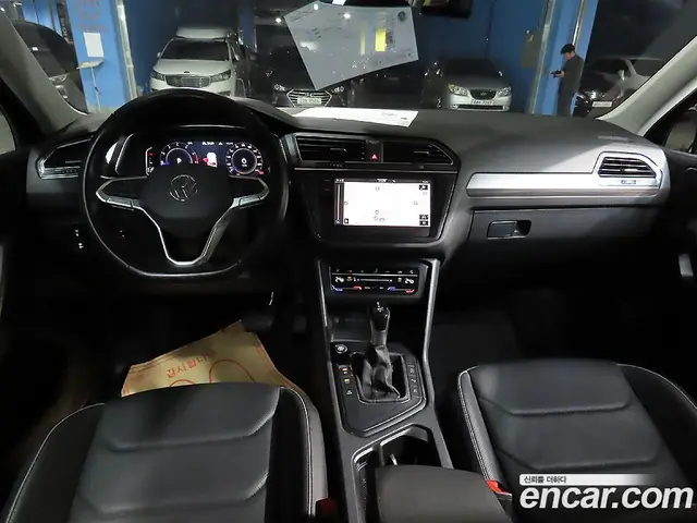 Volkswagen Tiguan 2022 2.0 автомат (гидро), миниатюра 5
