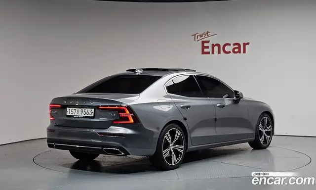 Volvo S60 2019 2.0 автомат (гидро), миниатюра 2