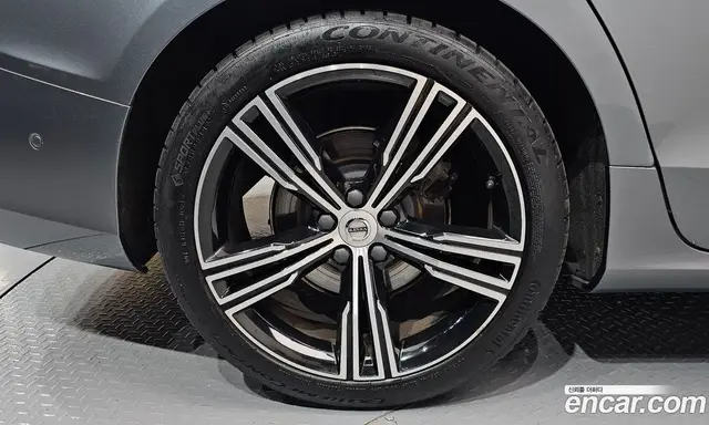 Volvo S60 2019 2.0 автомат (гидро), миниатюра 5