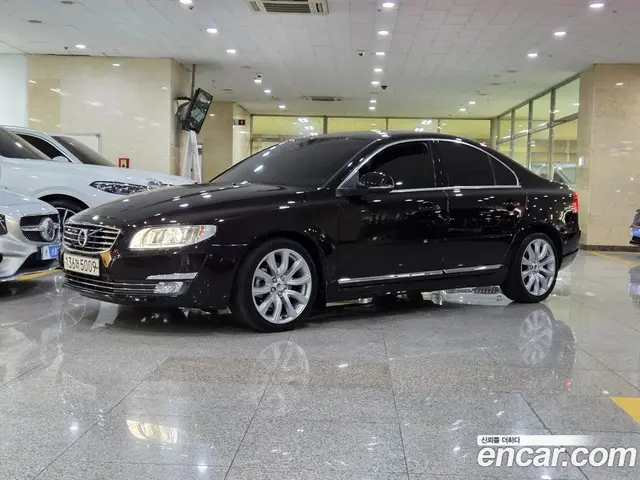 Volvo S80, 2016, 113 175 км