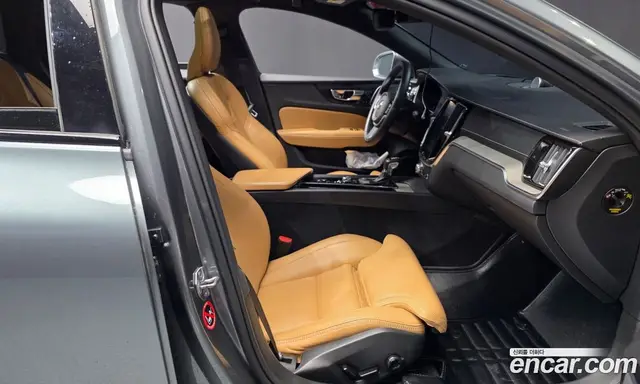 Volvo V60 2019 2.0 автомат (гидро), миниатюра 11 Volvo V60 2019 2.0 автомат (гидро), миниатюра 11