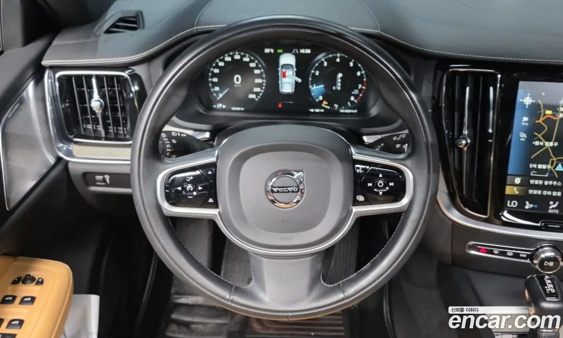 Volvo V60 2019 2.0 автомат (гидро), фото 13 Volvo V60 2019 2.0 автомат (гидро), фото 13