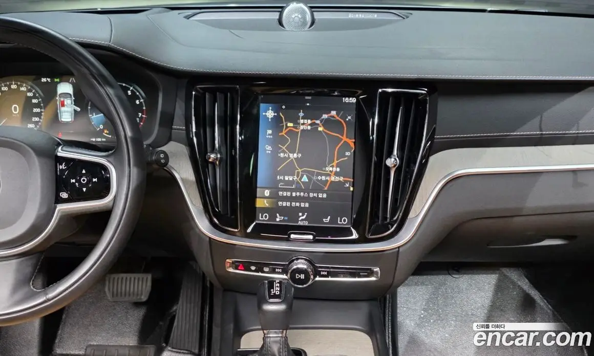 Volvo V60 2019 2.0 автомат (гидро), фото 14 Volvo V60 2019 2.0 автомат (гидро), фото 14