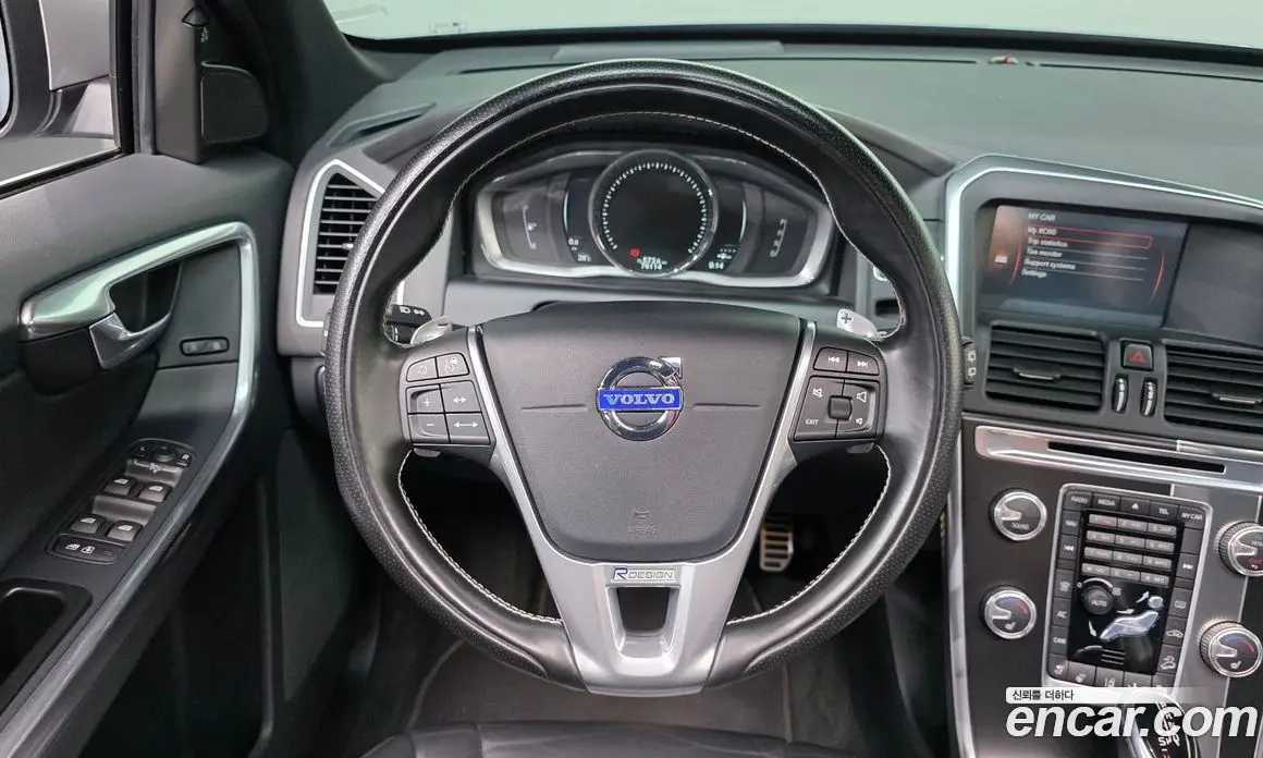 Volvo XC60 2015 3.0 автомат (гидро), фото 13
