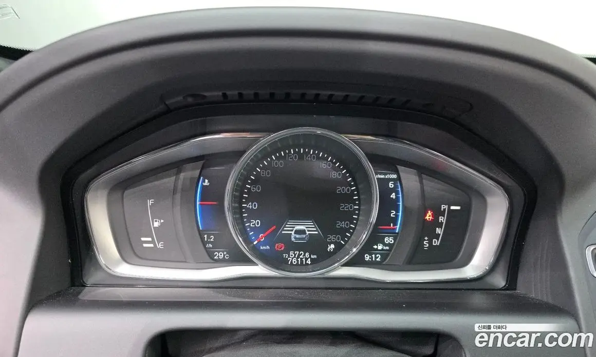 Volvo XC60 2015 3.0 автомат (гидро), фото 8
