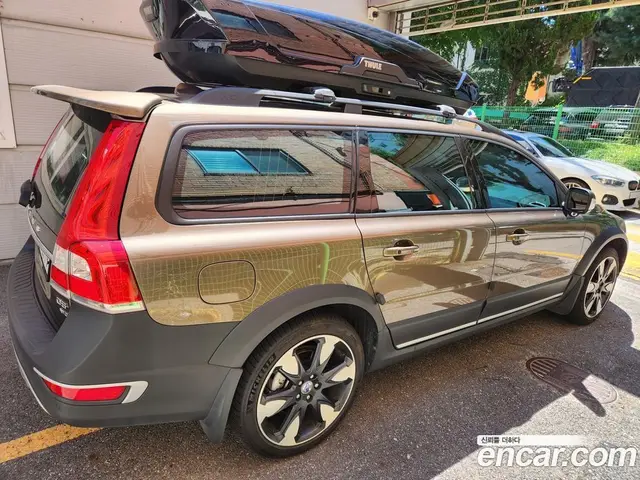 Volvo XC70 2014 2.4 автомат (гидро), миниатюра 2