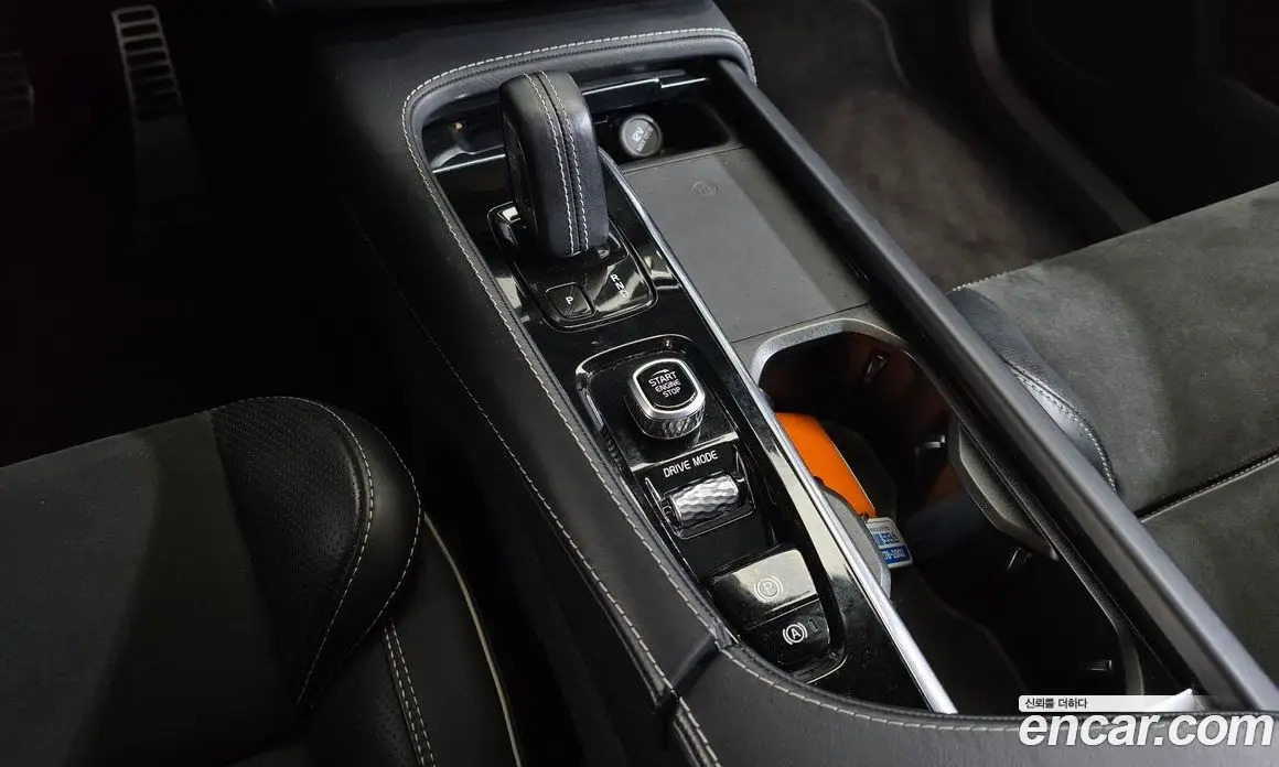 Volvo XC90 2020 2.0 автомат (гидро), фото 9