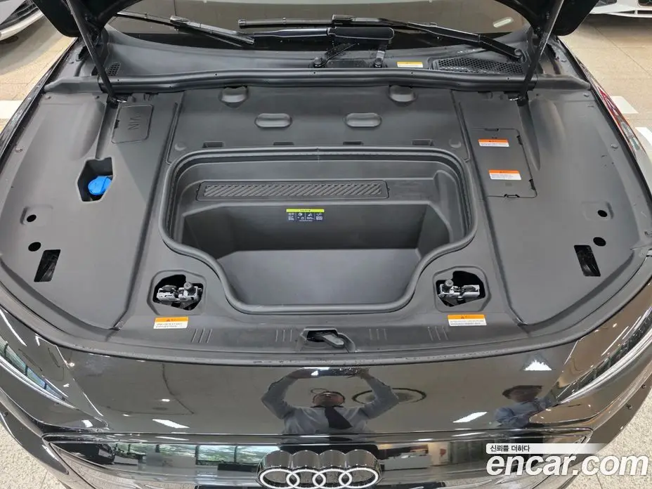 Audi A6 e-tron 2025 автомат (гидро), фото 6