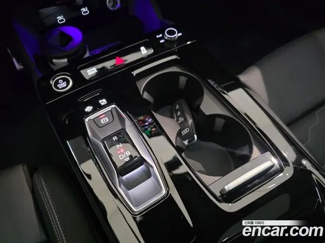 Audi A6 e-tron 2025 автомат (гидро), миниатюра 9