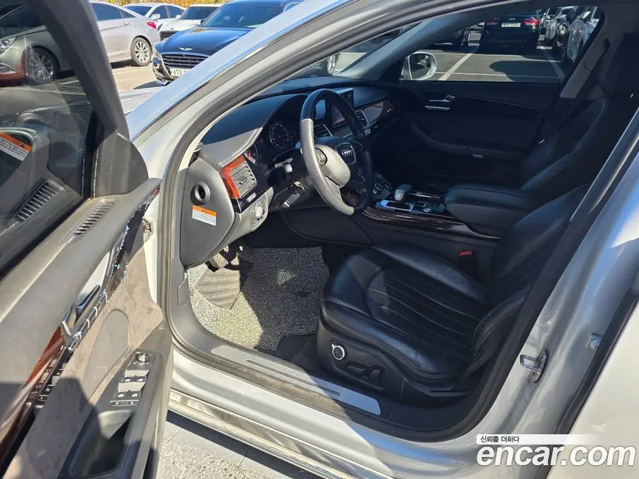 Audi A8 2011 3.0 автомат (гидро), фото 5 Audi A8 2011 3.0 автомат (гидро), фото 5