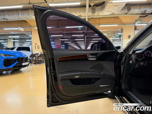 Audi A8 2012 4.2 автомат (гидро), миниатюра 11 Audi A8 2012 4.2 автомат (гидро), миниатюра 11