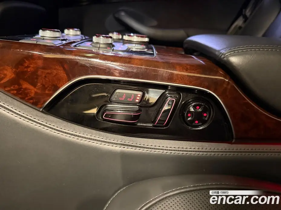Audi A8 2012 4.2 автомат (гидро), фото 15 Audi A8 2012 4.2 автомат (гидро), фото 15
