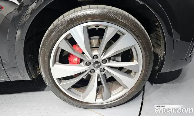 Audi SQ5 2022 3.0 автомат (гидро), миниатюра 5