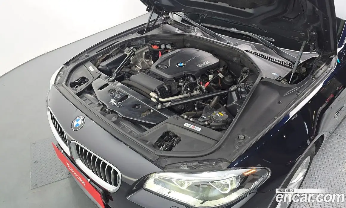 BMW 5 серия 2016 2.0 автомат (гидро), фото 6