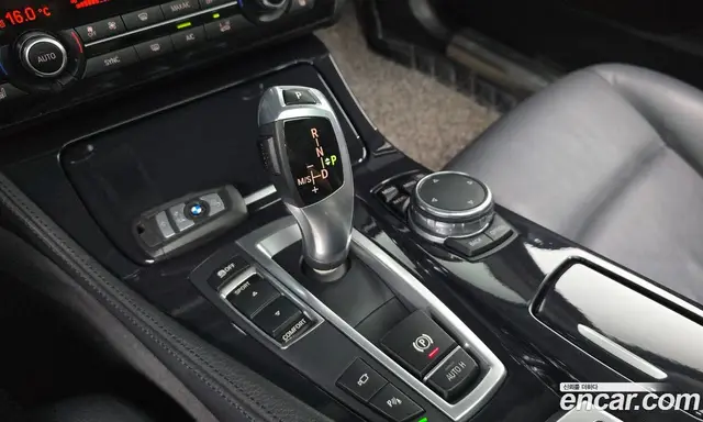 BMW 5 серия 2016 2.0 автомат (гидро), миниатюра 9