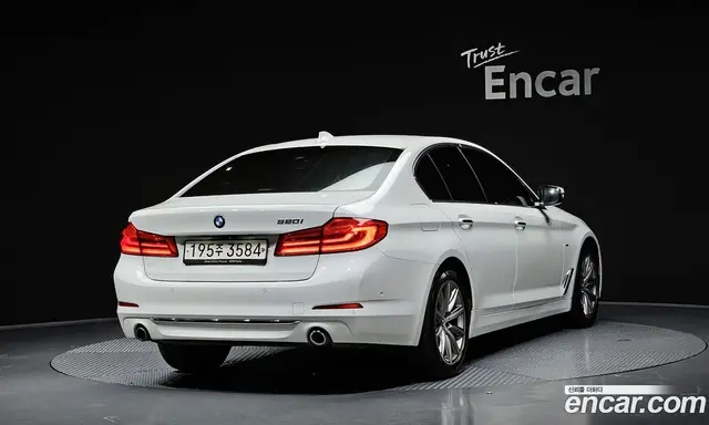 BMW 5 серия 2018 2.0 автомат (гидро), миниатюра 2