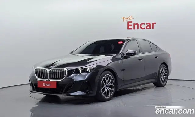 BMW 5 серия, 2024, 28 953 км
