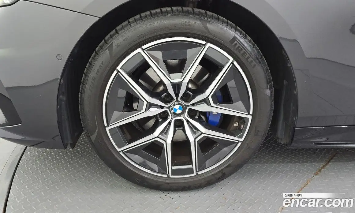 BMW 5 серия 2024 2.0 автомат (гидро), фото 5