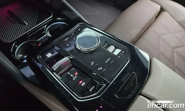 BMW 5 серия 2024 2.0 автомат (гидро), миниатюра 9