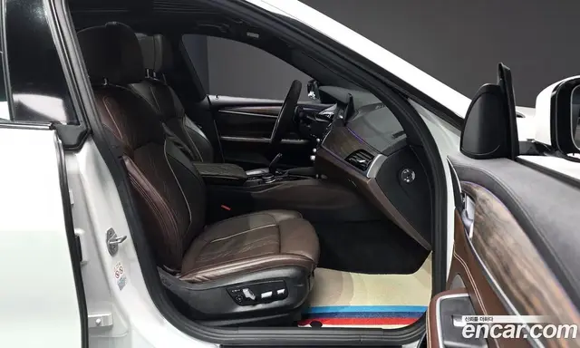 BMW 6 серия 2020 3.0 автомат (гидро), миниатюра 10