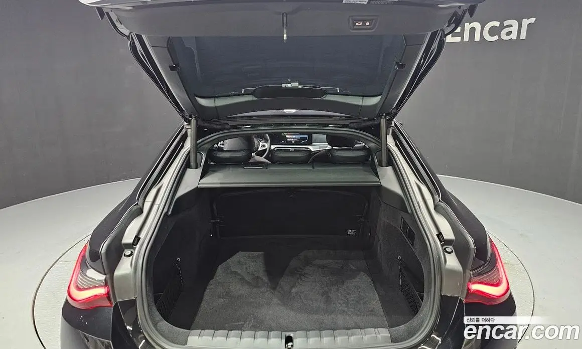 BMW i4 2022 0.2 автомат (гидро), фото 20 BMW i4 2022 0.2 автомат (гидро), фото 20