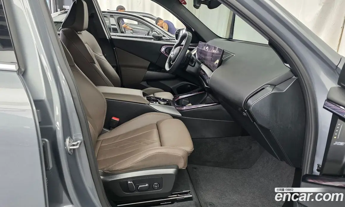 BMW X3 2025 2.0 автомат (гидро), фото 11 BMW X3 2025 2.0 автомат (гидро), фото 11