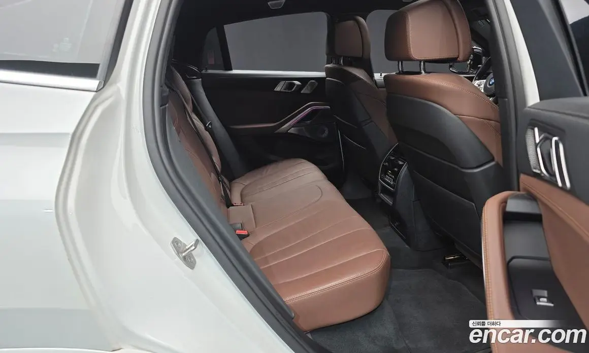 BMW X6 2021 3.0 автомат (гидро), фото 11