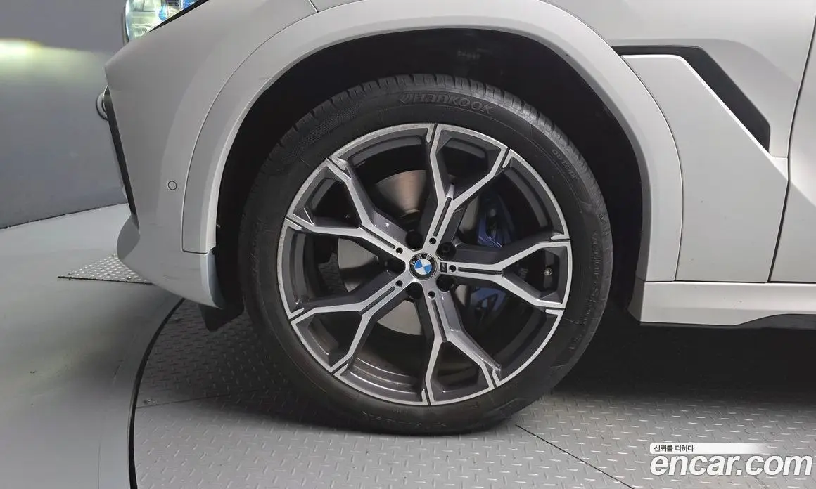 BMW X6 2021 3.0 автомат (гидро), фото 5