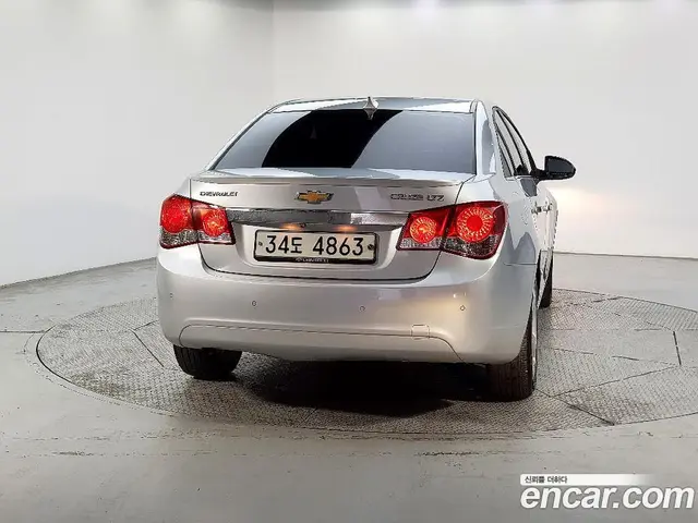 Chevrolet Cruze 2012 1.8 автомат (гидро), миниатюра 3