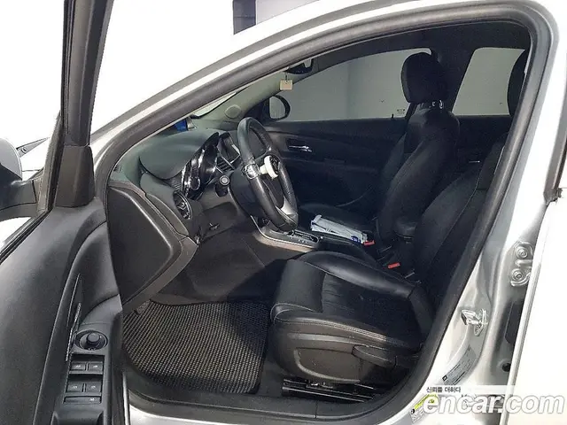 Chevrolet Cruze 2012 1.8 автомат (гидро), миниатюра 8