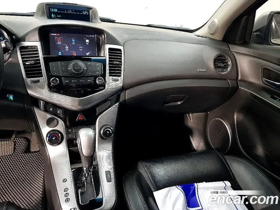 Chevrolet Cruze 2012 1.8 автомат (гидро), фото 10