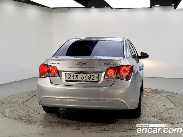 Chevrolet Cruze 2014 1.4 автомат (гидро), миниатюра 3