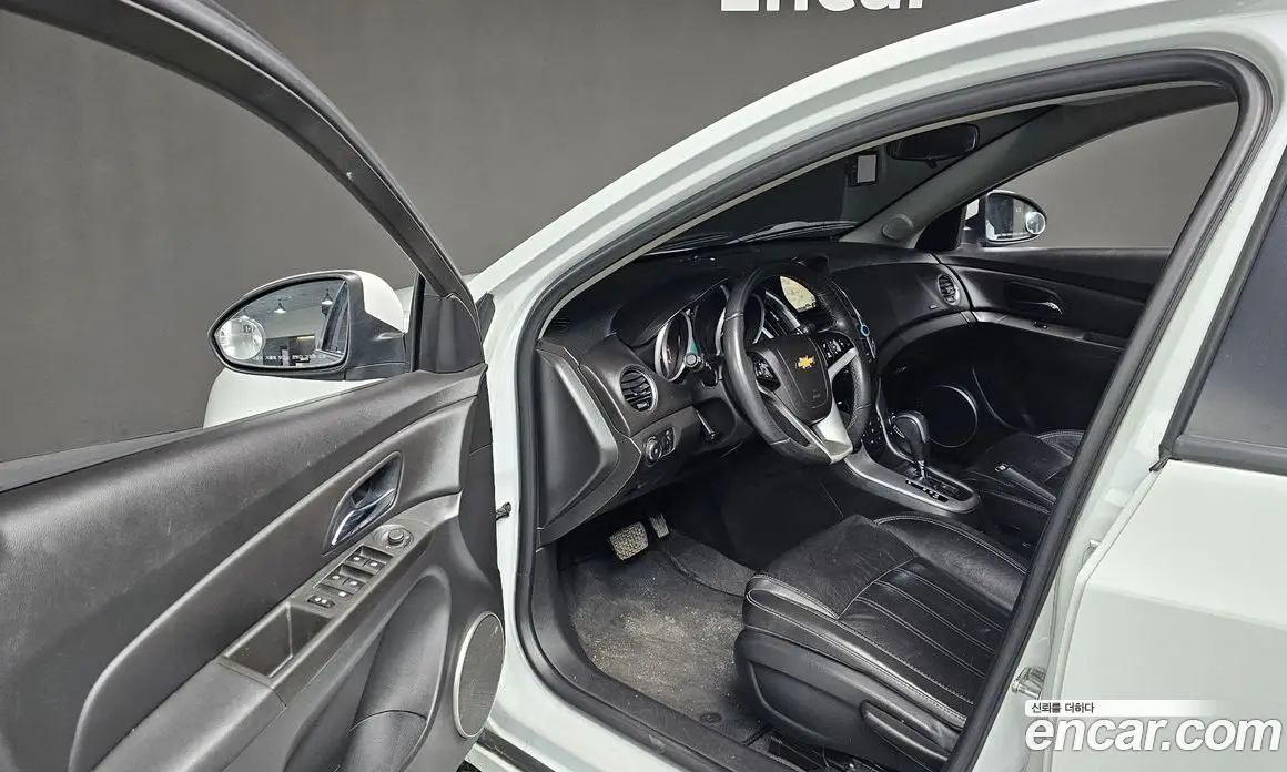 Chevrolet Cruze 2015 1.8 автомат (гидро), фото 11