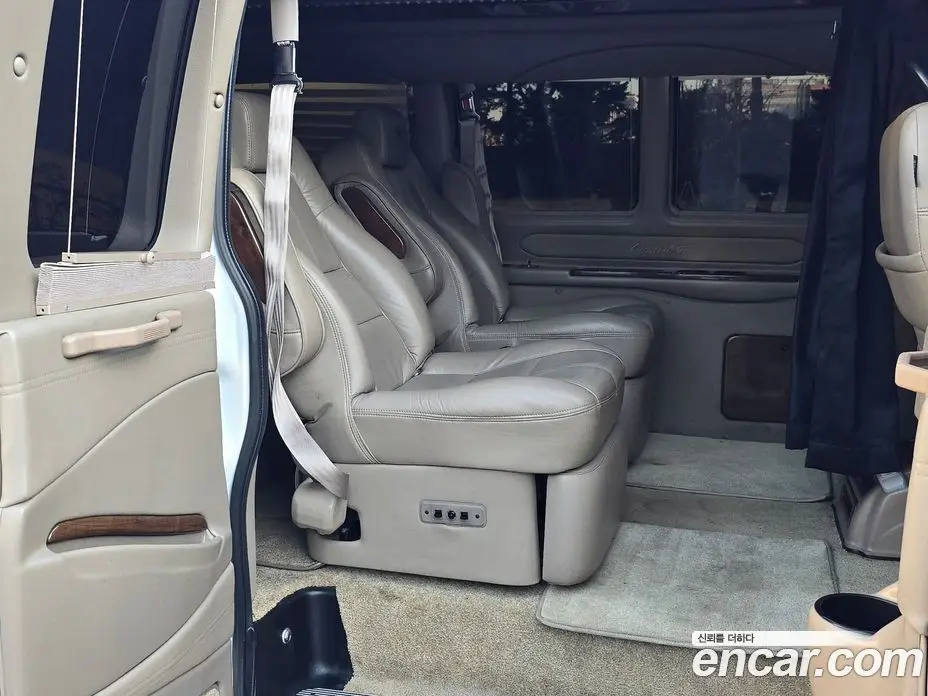 Chevrolet Express Van 2018 6.0 автомат (гидро), фото 16 Chevrolet Express Van 2018 6.0 автомат (гидро), фото 16