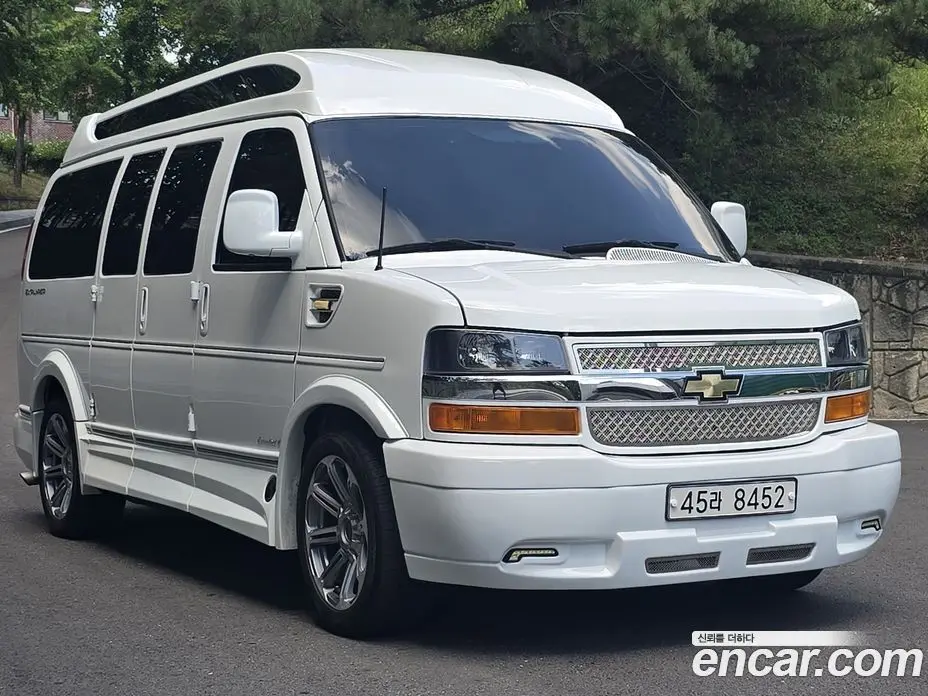 Chevrolet Express Van 2018 6.0 автомат (гидро), фото 3 Chevrolet Express Van 2018 6.0 автомат (гидро), фото 3