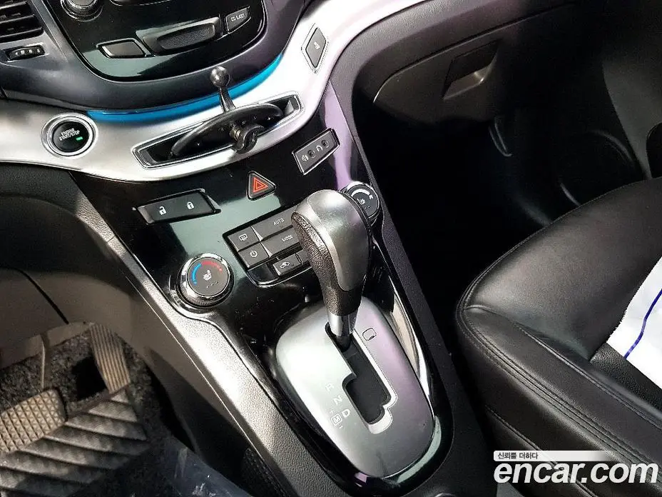 Chevrolet Orlando 2012 2.0 автомат (гидро), фото 13