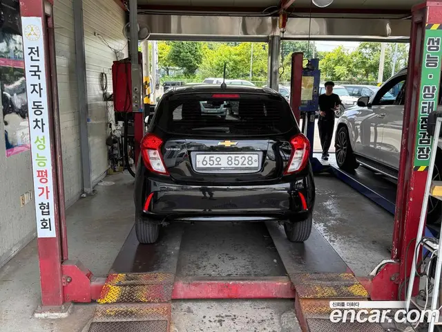 Chevrolet Spark 2019 1.0 автомат (гидро), миниатюра 2