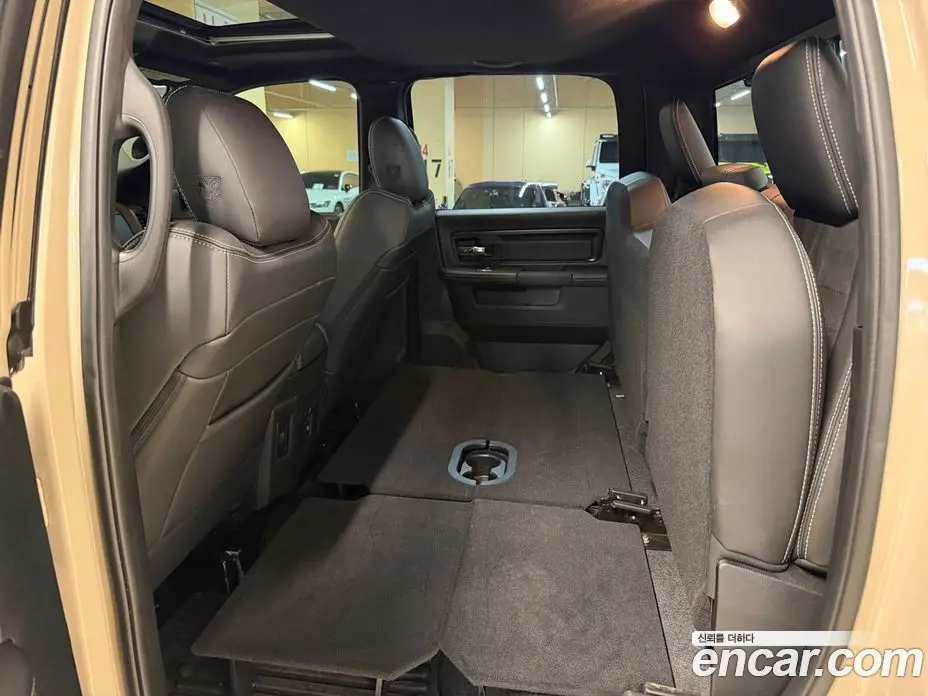 Dodge Ram Pick Up 2017 5.7 автомат (гидро), фото 14