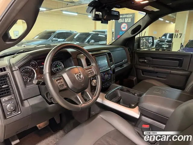 Dodge Ram Pick Up 2017 5.7 автомат (гидро), миниатюра 10