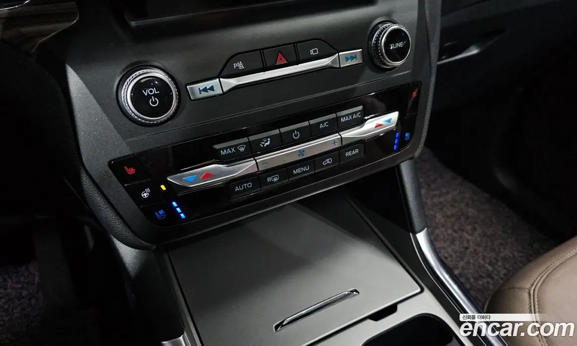 Ford Explorer 2020 2.3 автомат (гидро), фото 17