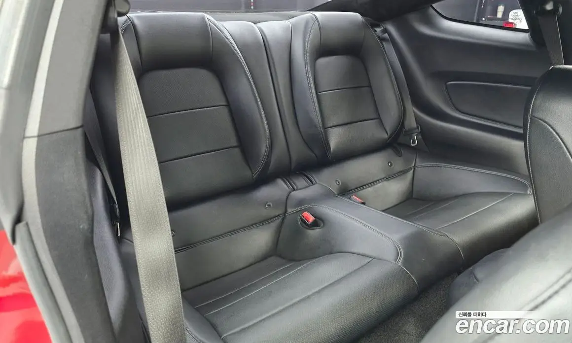 Ford Mustang 2015 2.3 автомат (гидро), фото 12 Ford Mustang 2015 2.3 автомат (гидро), фото 12