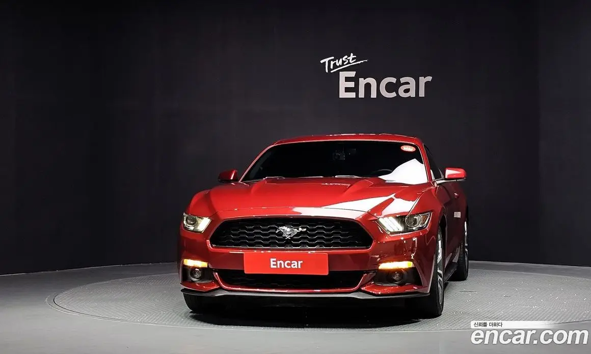 Ford Mustang 2015 2.3 автомат (гидро), фото 3 Ford Mustang 2015 2.3 автомат (гидро), фото 3