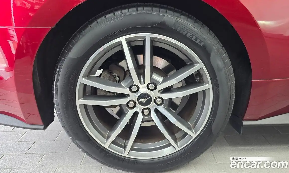 Ford Mustang 2015 2.3 автомат (гидро), фото 5 Ford Mustang 2015 2.3 автомат (гидро), фото 5