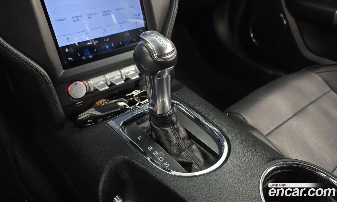 Ford Mustang 2015 2.3 автомат (гидро), фото 9 Ford Mustang 2015 2.3 автомат (гидро), фото 9