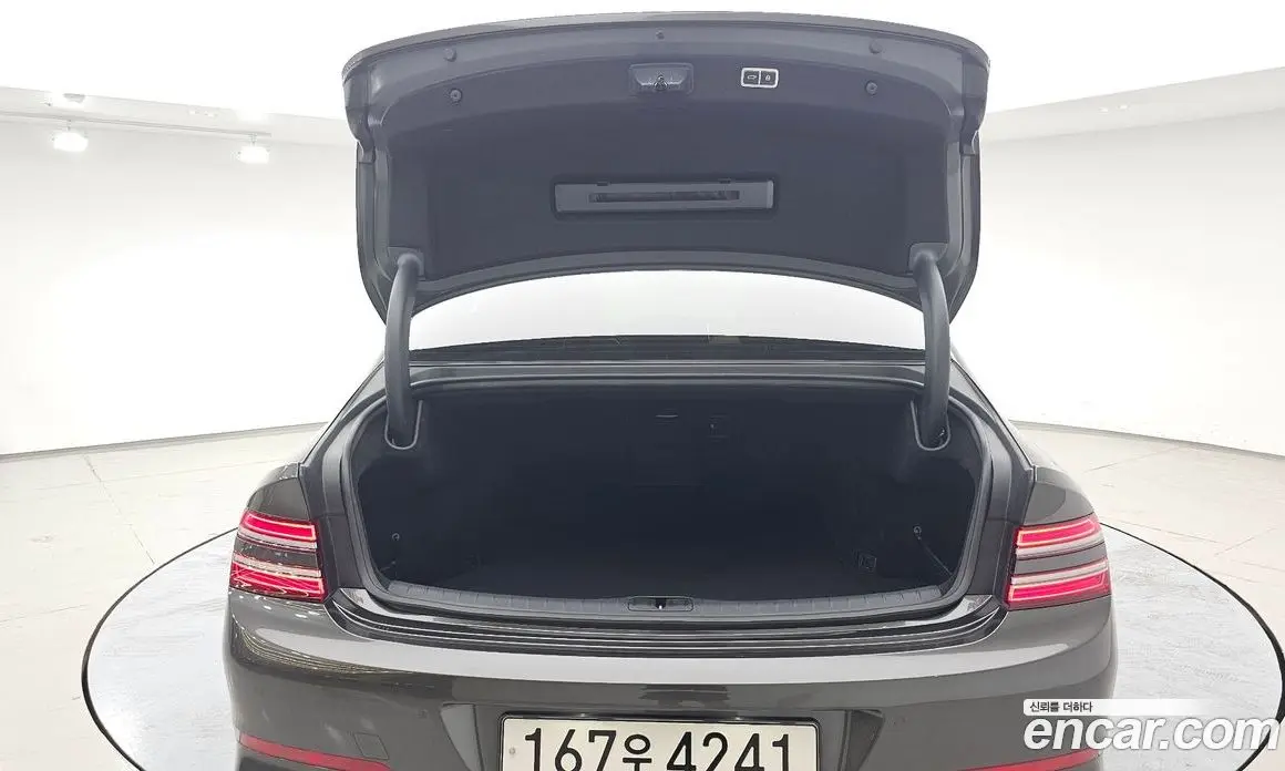 Genesis G80 2023 2.5 автомат (гидро), фото 20 Genesis G80 2023 2.5 автомат (гидро), фото 20