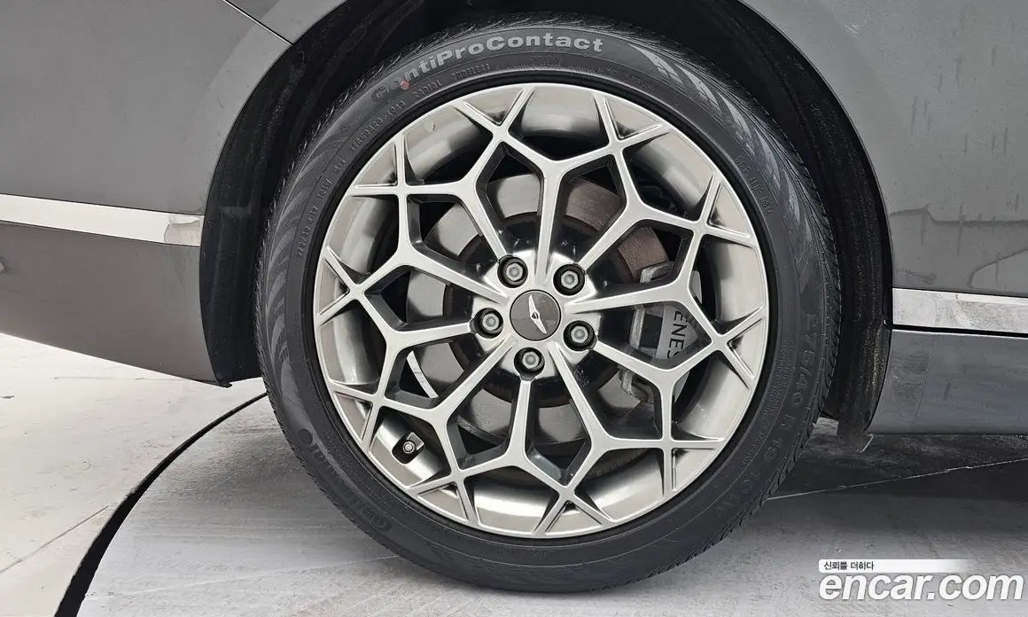 Genesis G80 2023 2.5 автомат (гидро), фото 5 Genesis G80 2023 2.5 автомат (гидро), фото 5