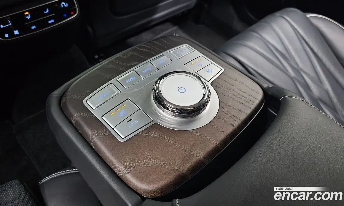 Genesis G80 2023 0.2 автомат (гидро), фото 17