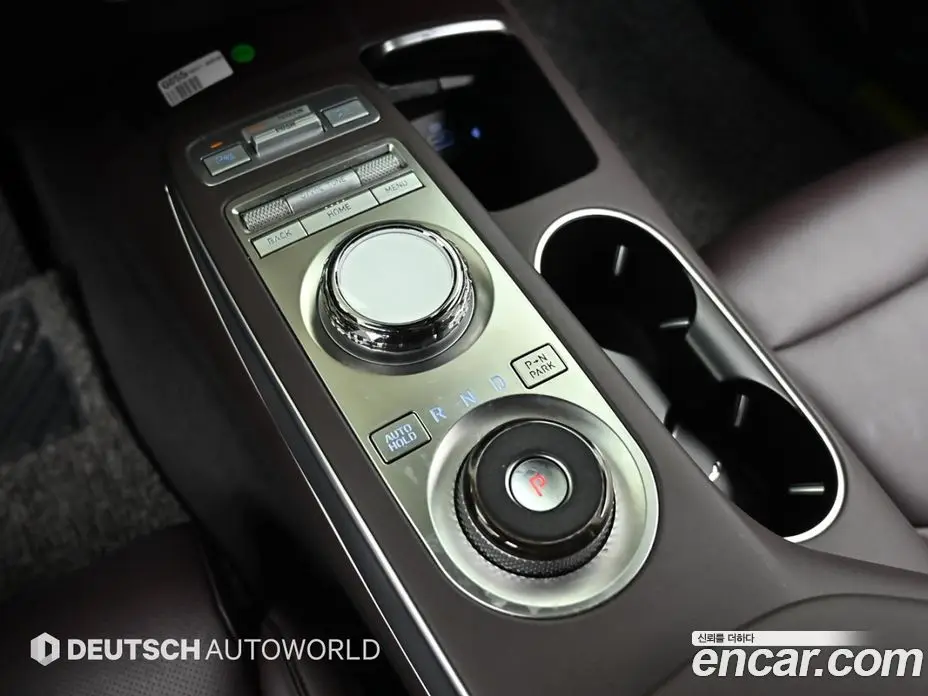 Genesis GV70 2021 2.5 автомат (гидро), фото 9 Genesis GV70 2021 2.5 автомат (гидро), фото 9
