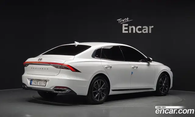 Hyundai Grandeur 2022 2.5 автомат (гидро), миниатюра 2 Hyundai Grandeur 2022 2.5 автомат (гидро), миниатюра 2